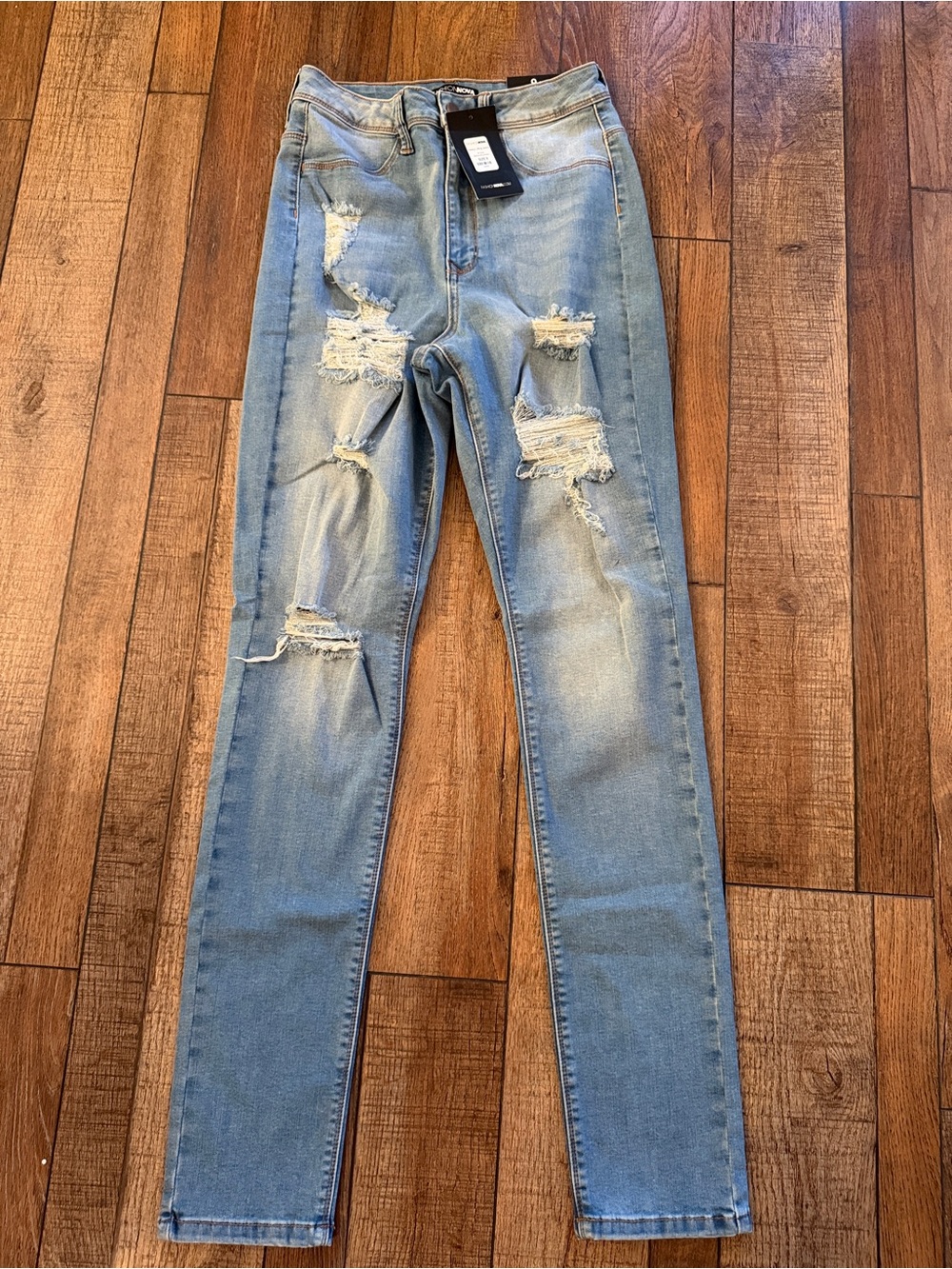 Fashion Nova Light Blue Ripped Skinny stretch Jeans